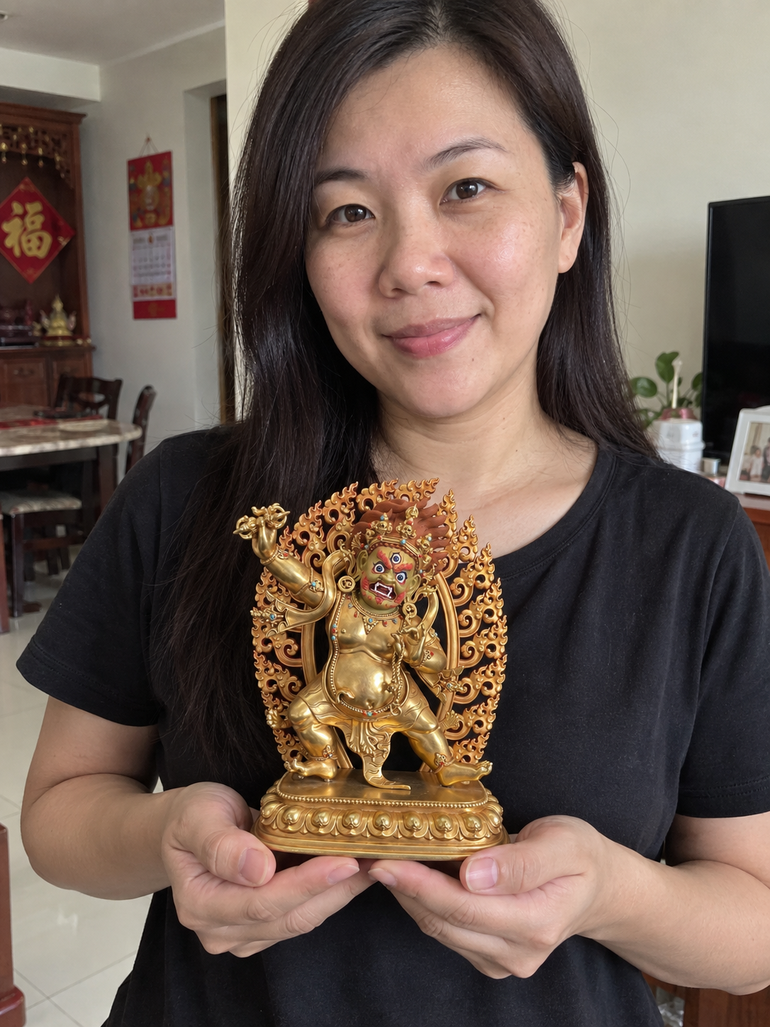 Vajrapani Bodhisattva 金刚手菩萨 copper-gilt statue in a home setting